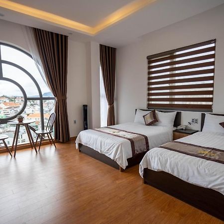 Khach San Y Lan 2 Da Lat Hotel ภายนอก รูปภาพ