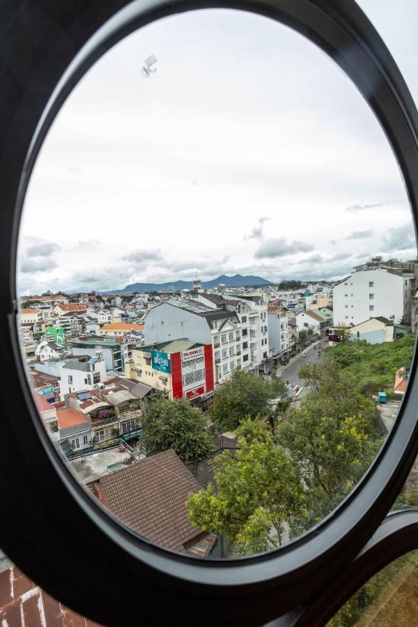 Khach San Y Lan 2 Da Lat Hotel ภายนอก รูปภาพ
